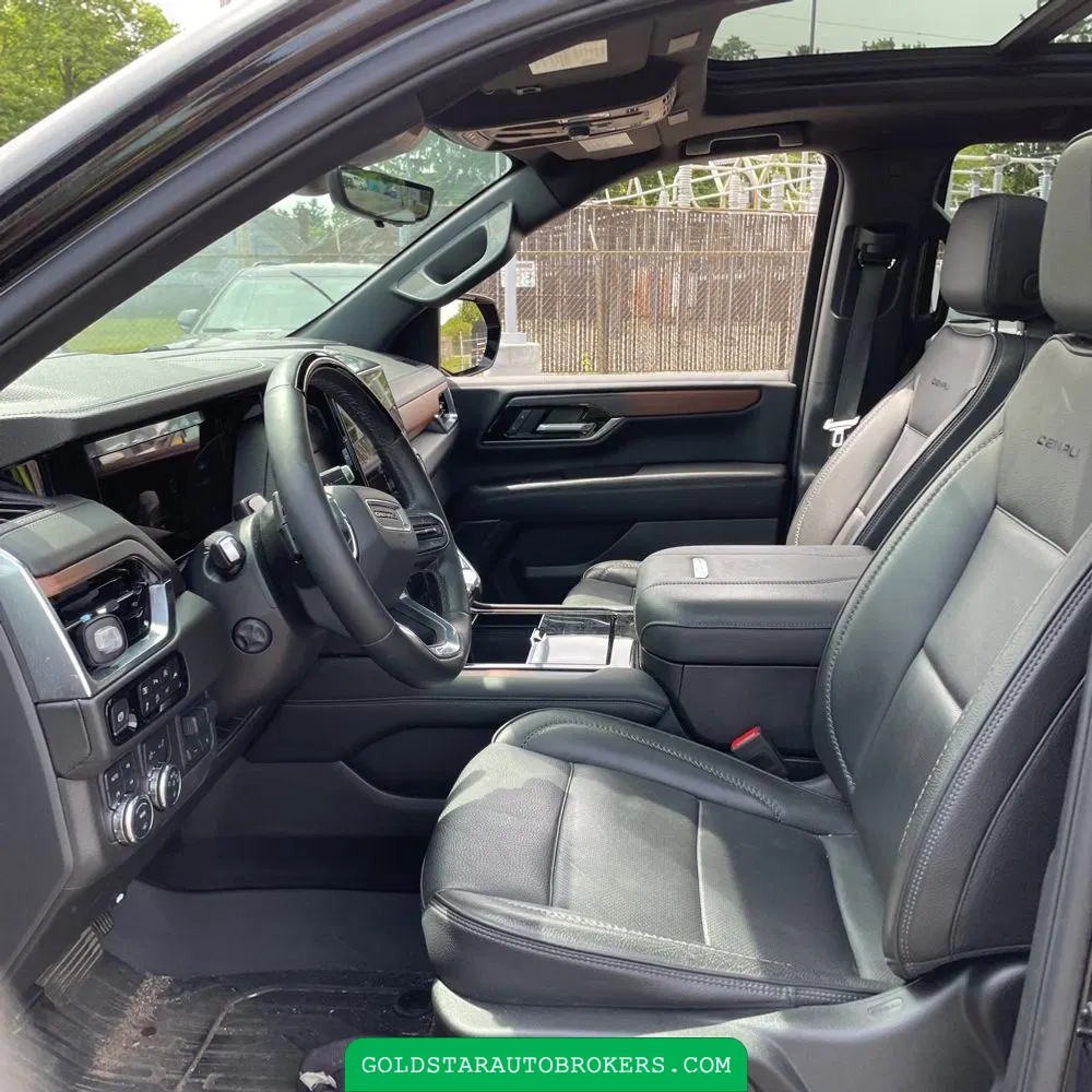 2025 GMC Yukon Denali