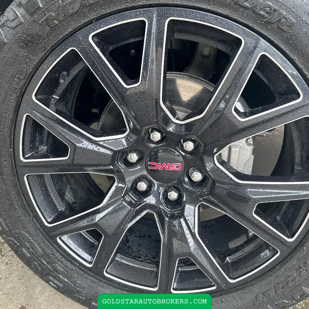 2024 GMC Yukon Denali Ultimate