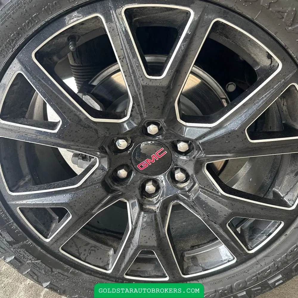 2024 GMC Yukon Denali Ultimate