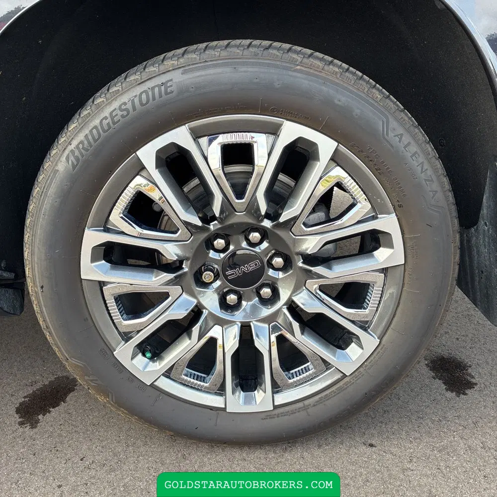 2023 GMC Yukon Denali Ultimate
