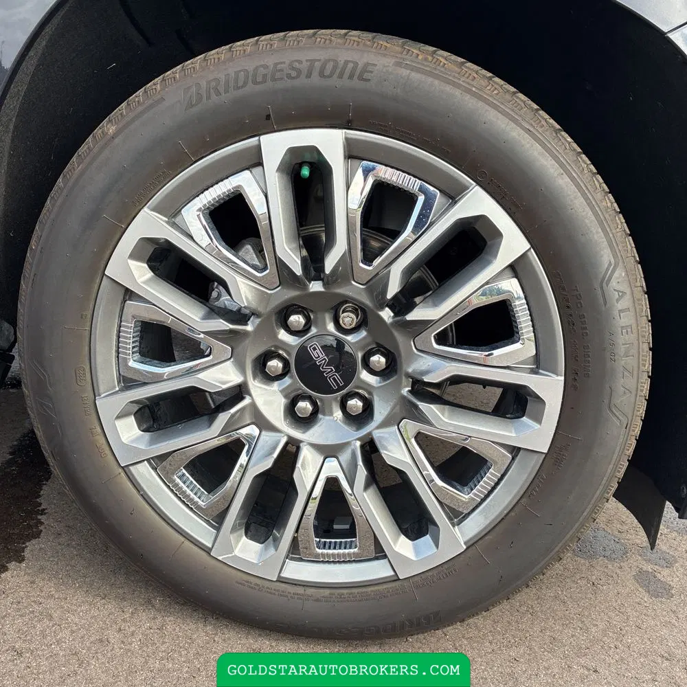 2023 GMC Yukon Denali Ultimate