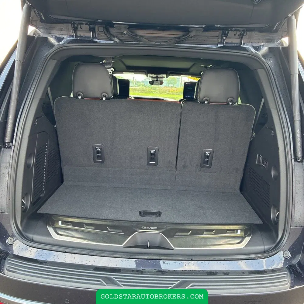2023 GMC Yukon Denali Ultimate