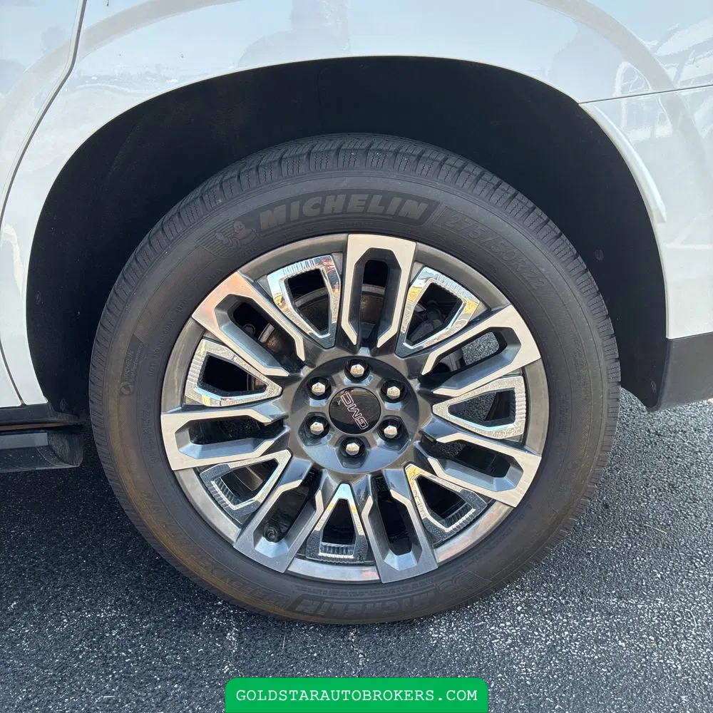 2023 GMC Yukon Denali Ultimate