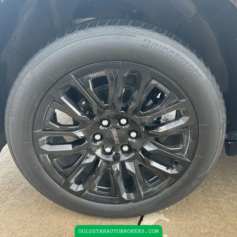 2023 GMC Yukon Denali Ultimate
