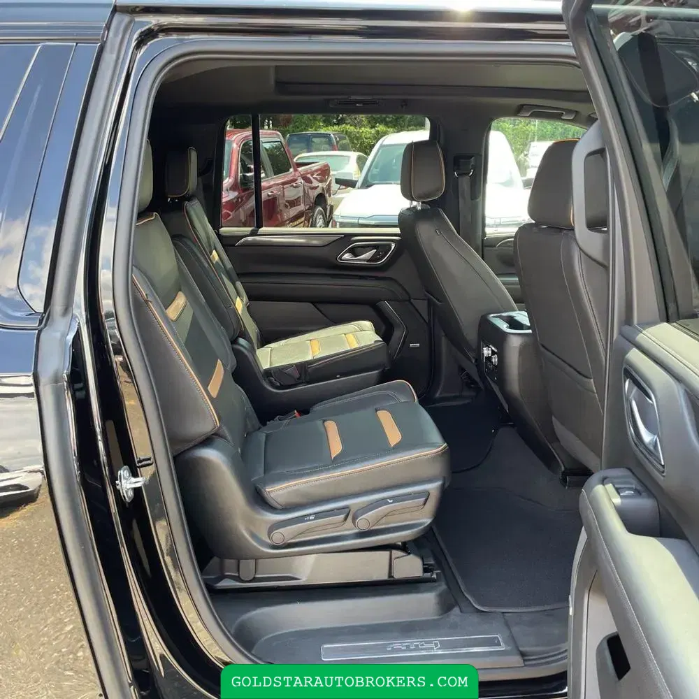 2022 GMC Yukon XL AT4