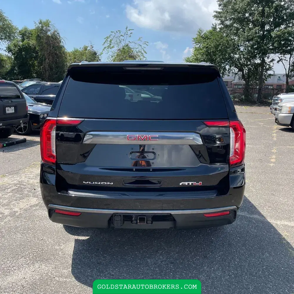 2022 GMC Yukon XL AT4