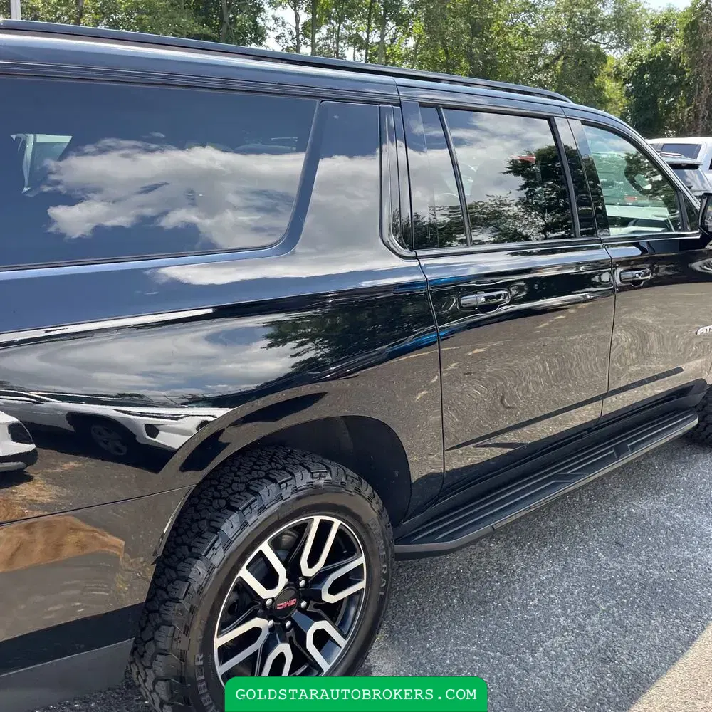 2022 GMC Yukon XL AT4
