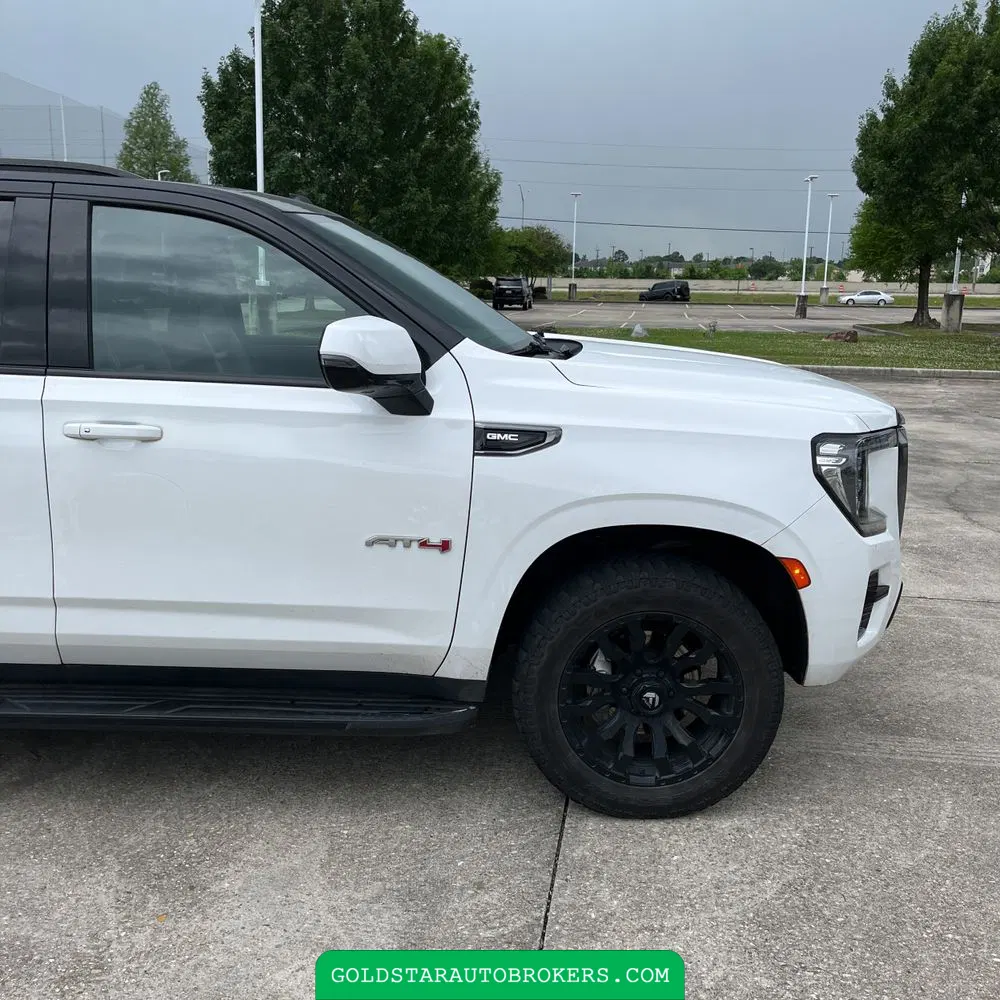 2022 GMC Yukon XL AT4