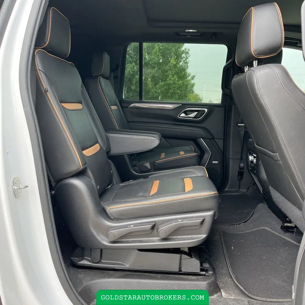 2022 GMC Yukon XL AT4