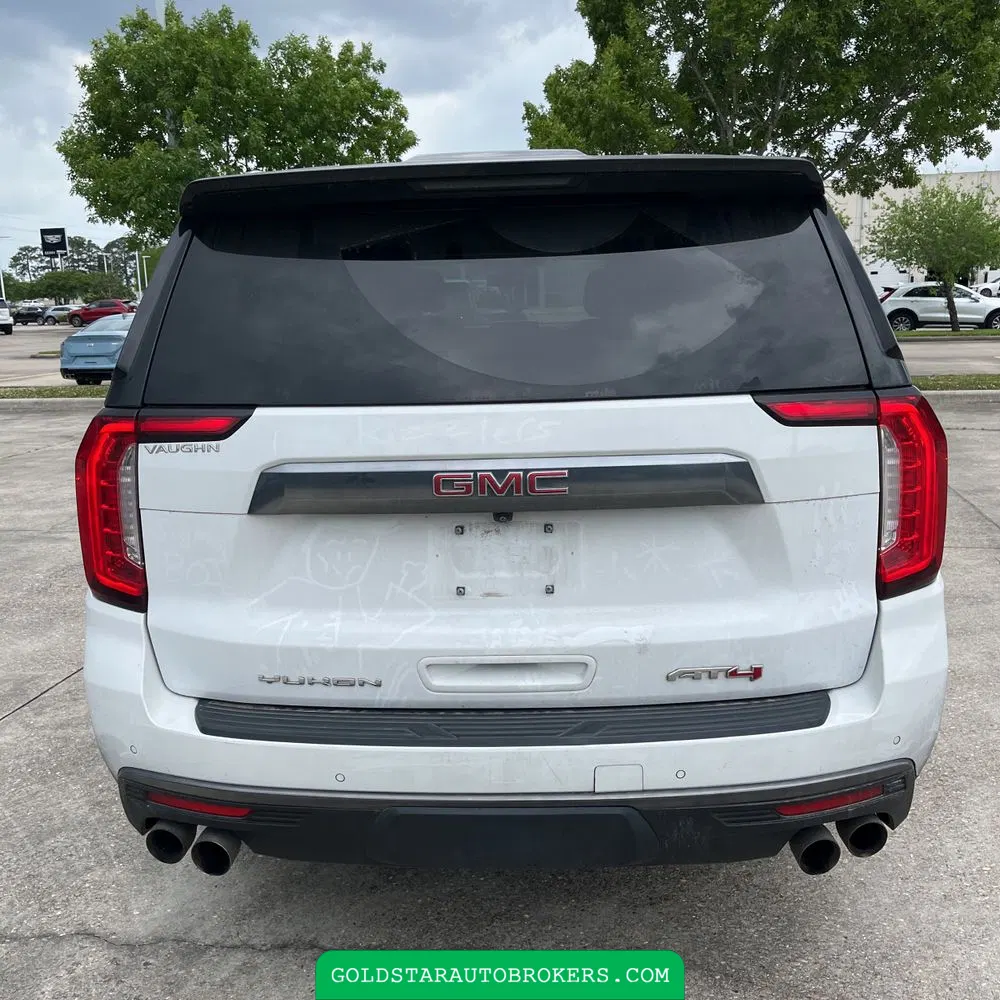 2022 GMC Yukon XL AT4