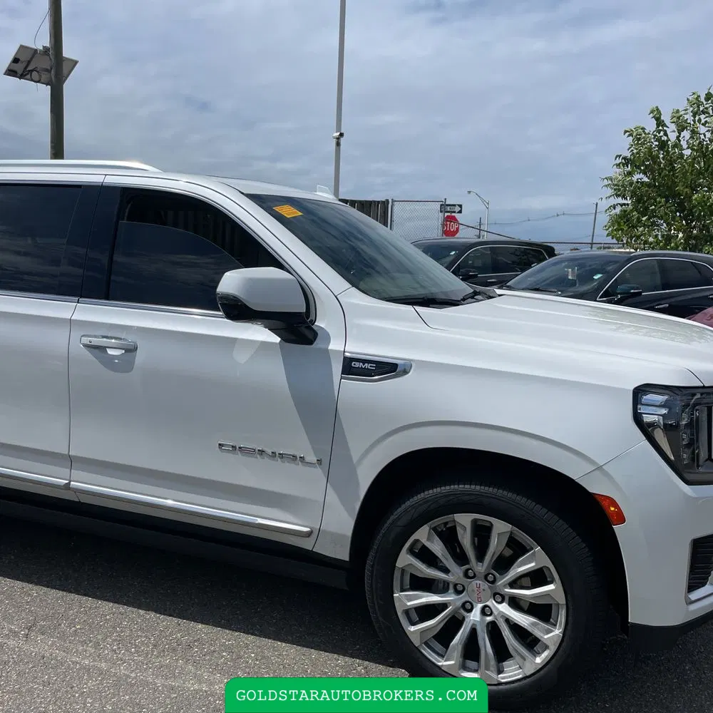 2023 GMC Yukon XL Denali