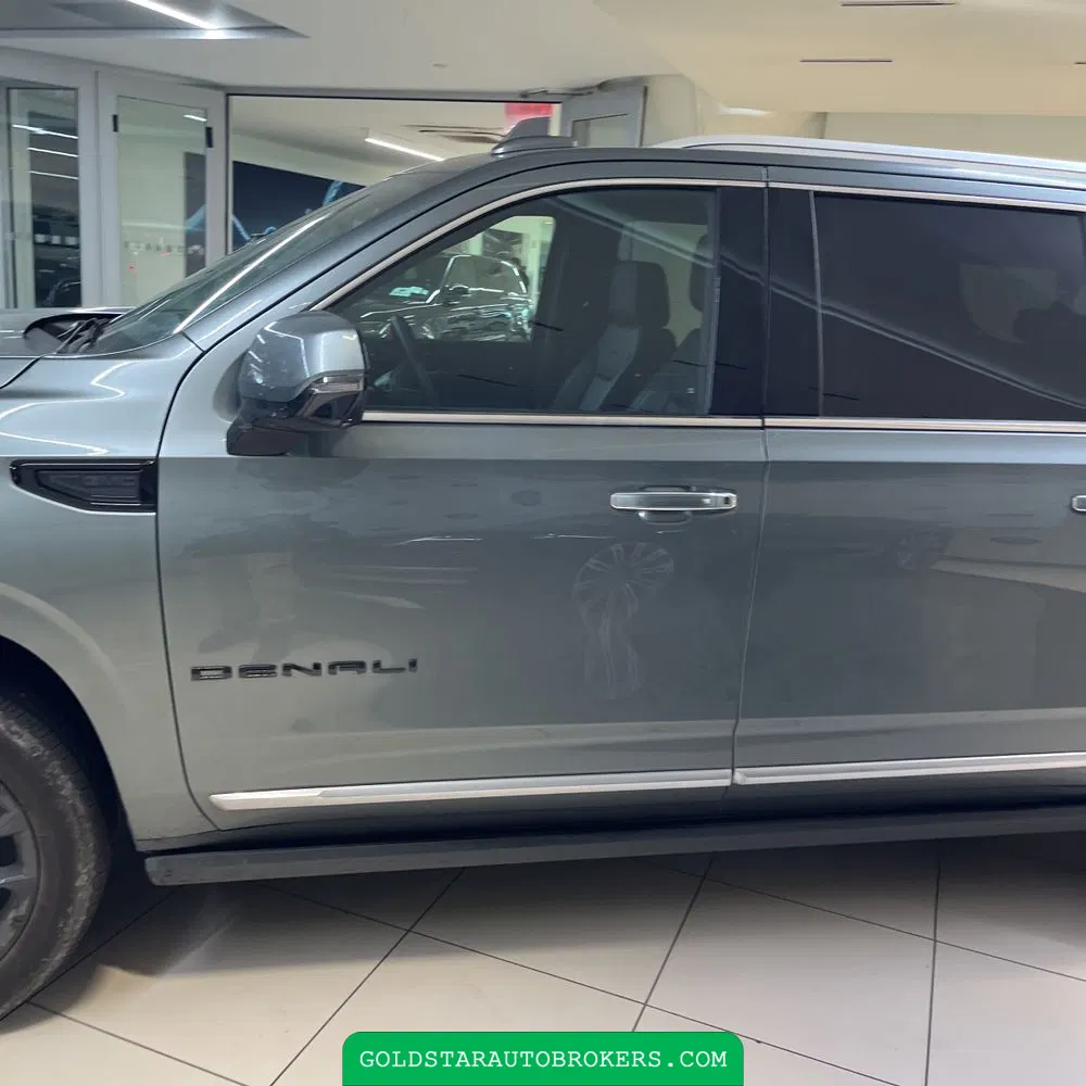 2023 GMC Yukon XL Denali