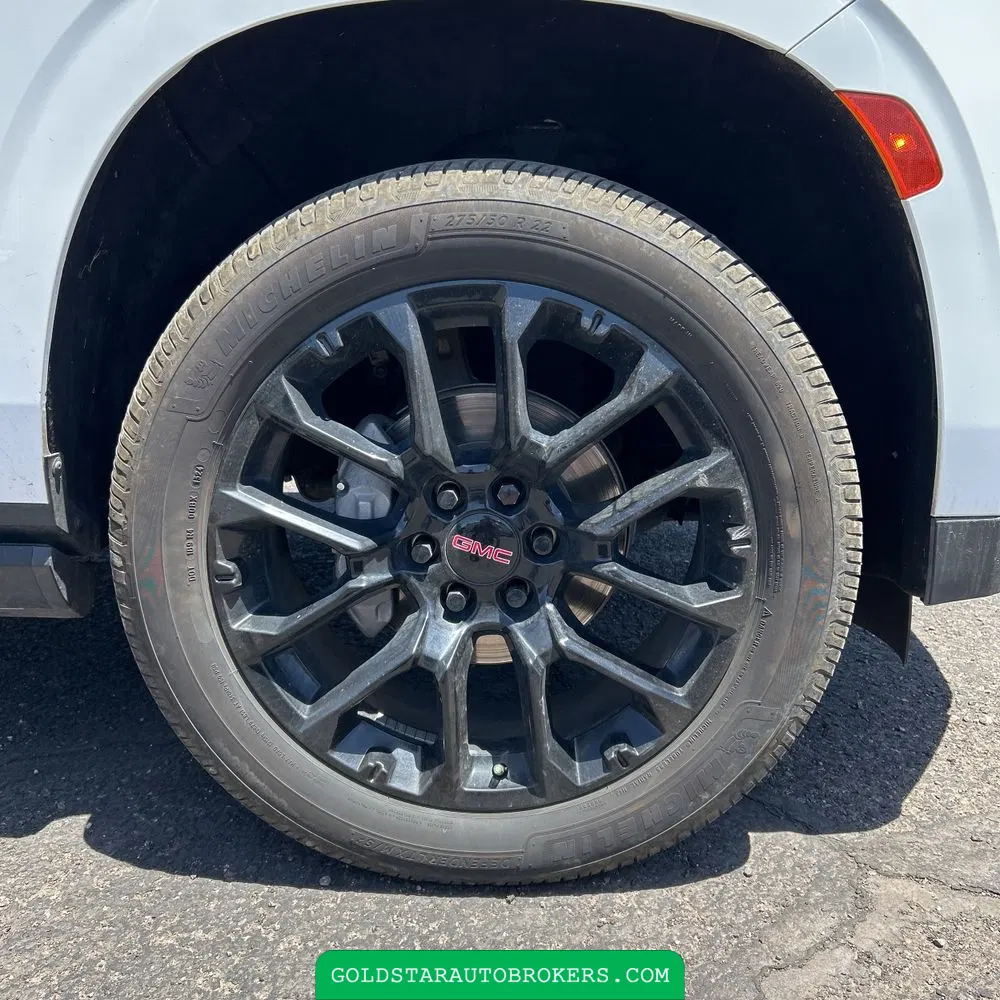 2022 GMC Yukon XL Denali