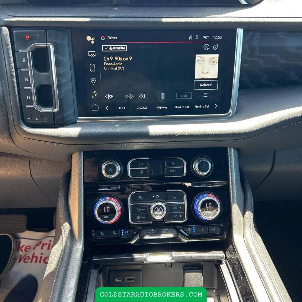 2022 GMC Yukon XL Denali