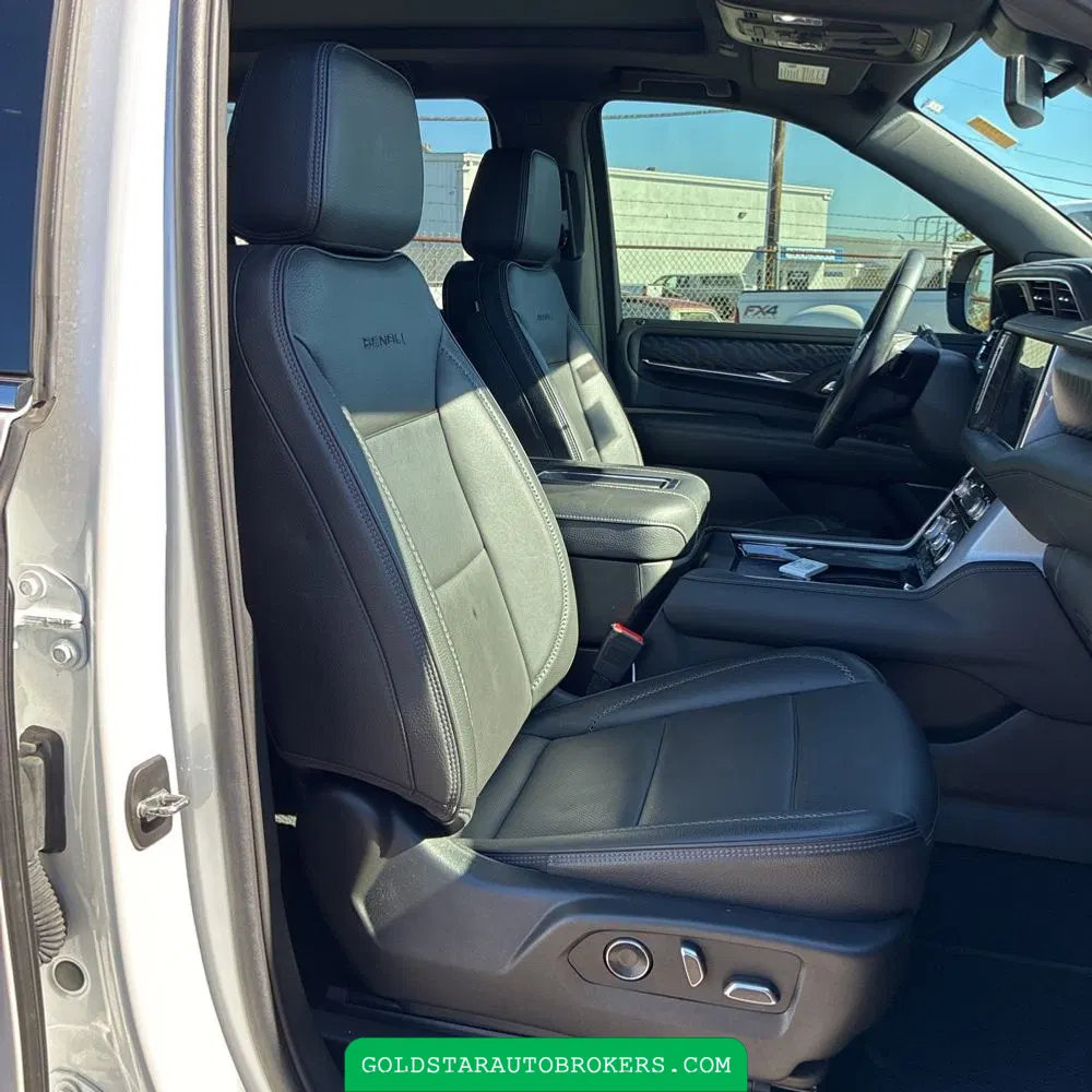 2023 GMC Yukon XL Denali
