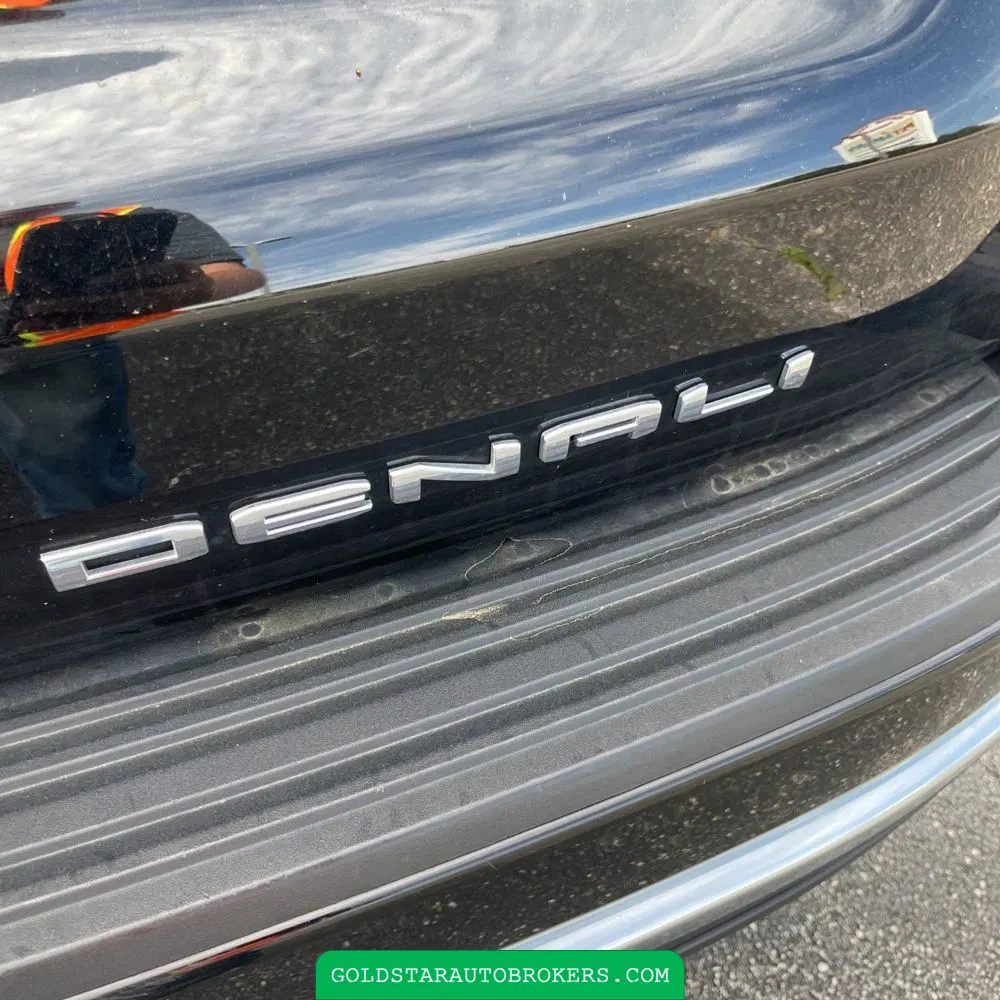 2022 GMC Yukon XL Denali