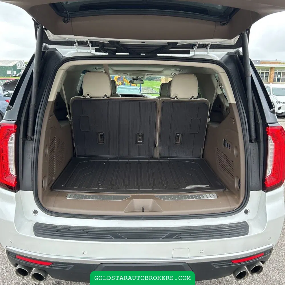 2023 GMC Yukon XL Denali