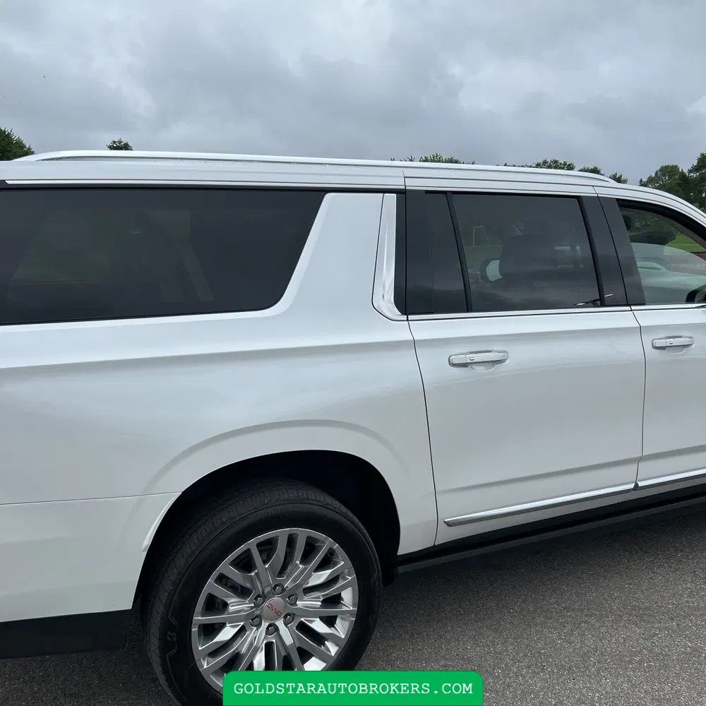 2023 GMC Yukon XL Denali