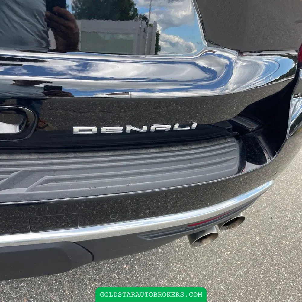 2023 GMC Yukon XL Denali
