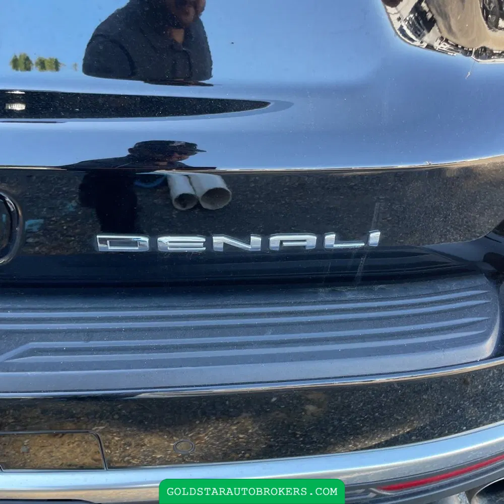 2023 GMC Yukon XL Denali