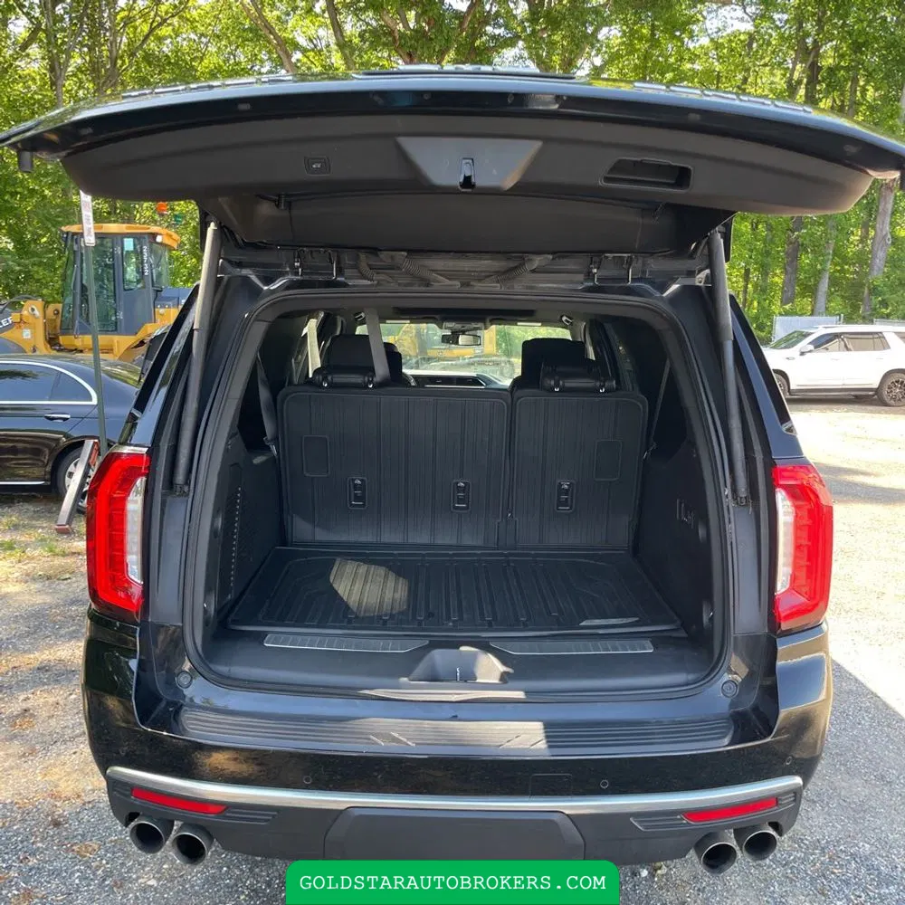 2023 GMC Yukon XL Denali