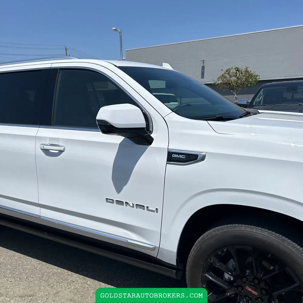 2023 GMC Yukon XL Denali