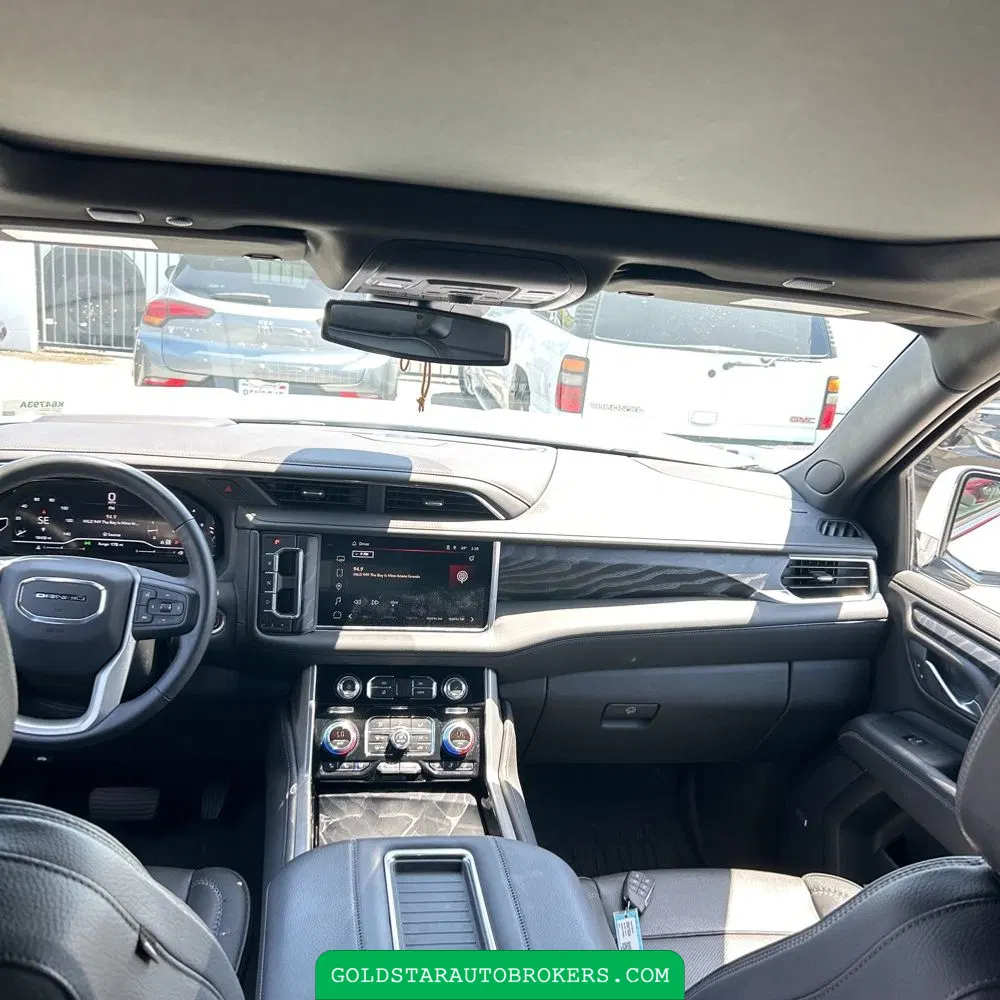 2023 GMC Yukon XL Denali