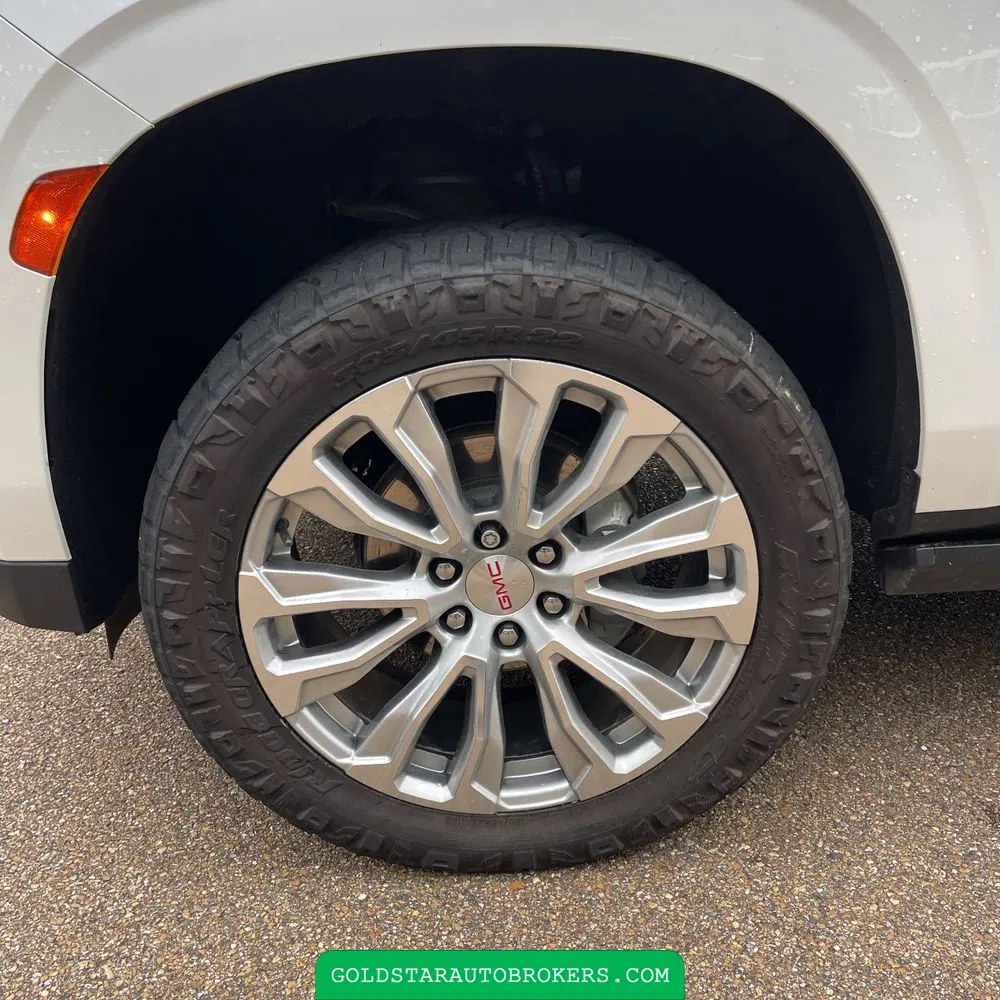2023 GMC Yukon XL Denali