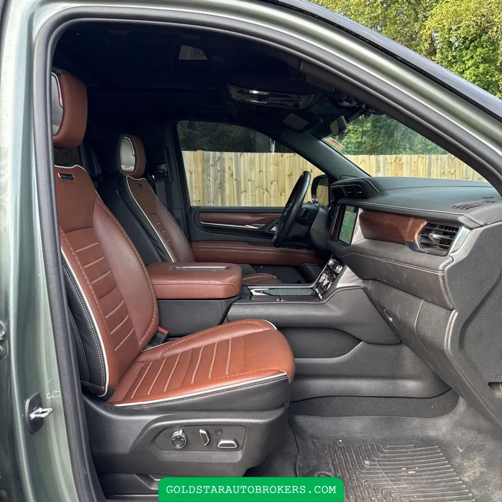 2023 GMC Yukon XL Denali Ultimate