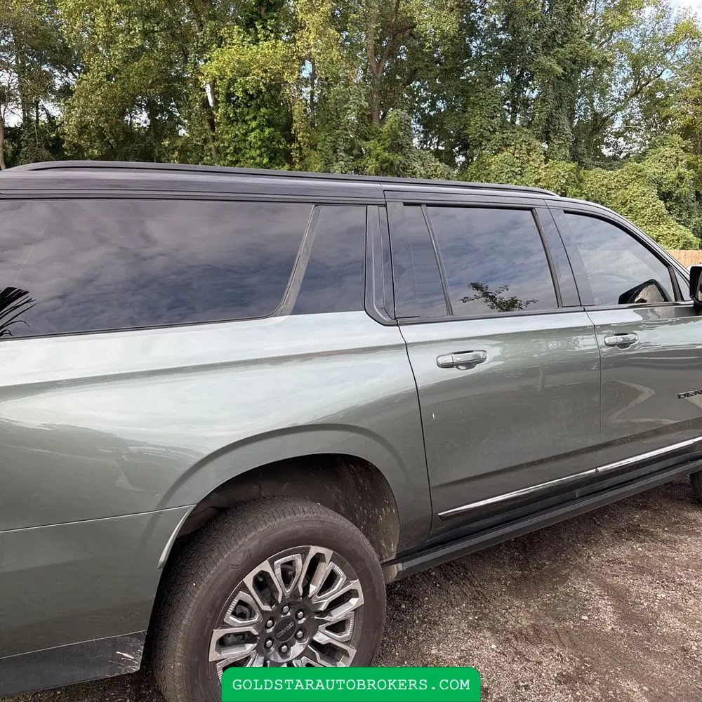 2023 GMC Yukon XL Denali Ultimate