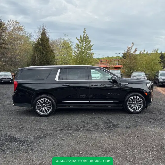 2023 GMC Yukon XL Denali Ultimate