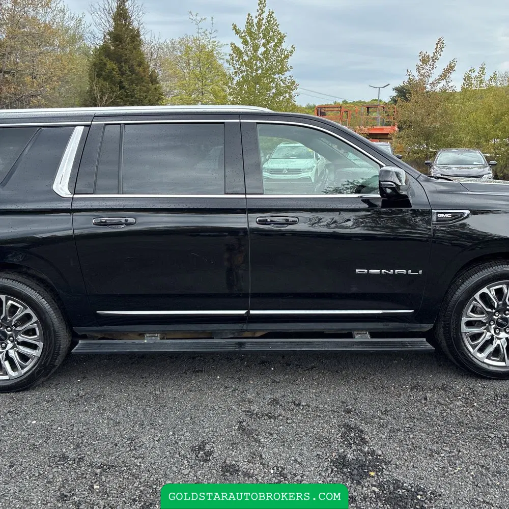 2023 GMC Yukon XL Denali Ultimate