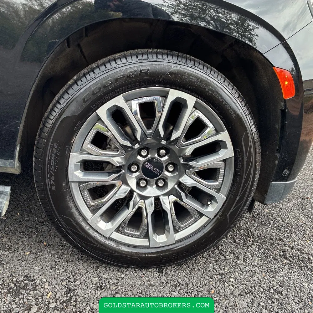 2023 GMC Yukon XL Denali Ultimate