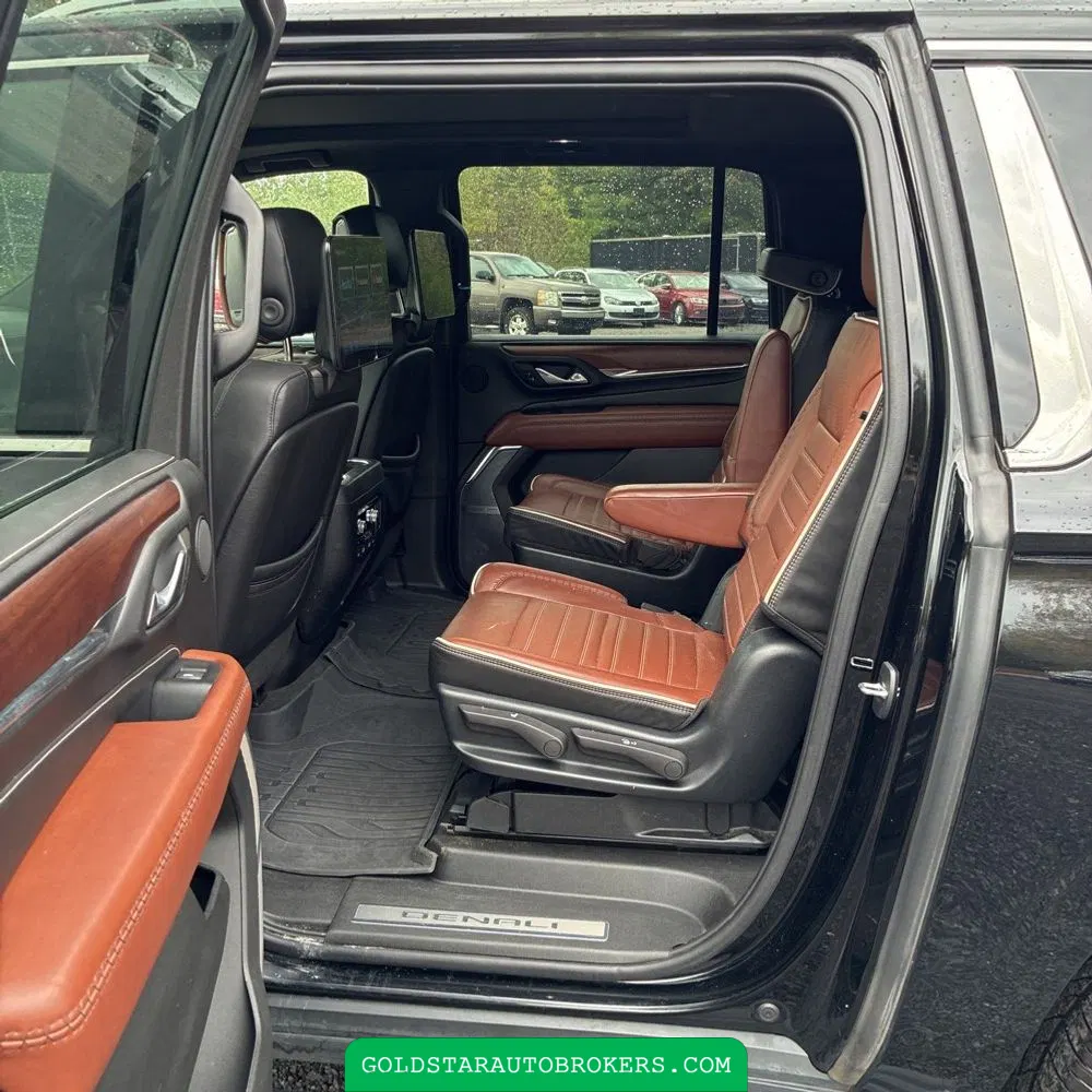 2023 GMC Yukon XL Denali Ultimate