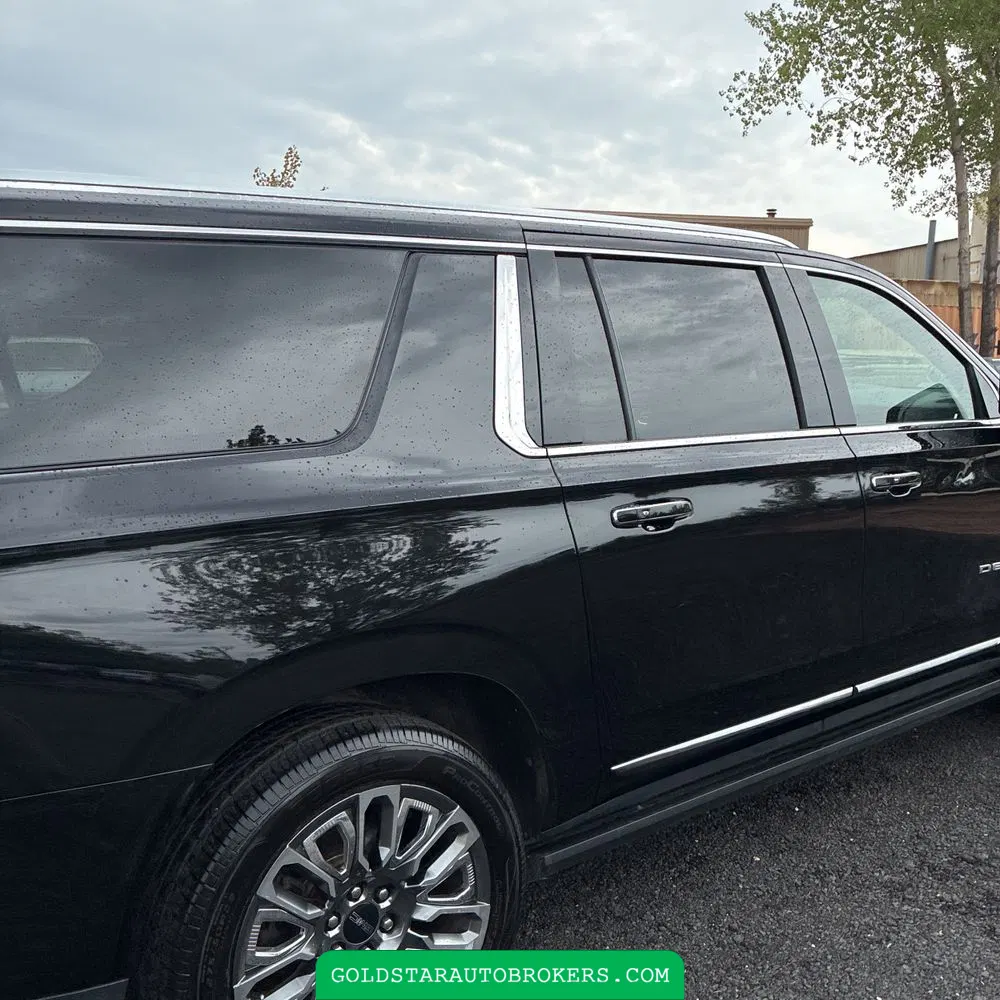 2023 GMC Yukon XL Denali Ultimate