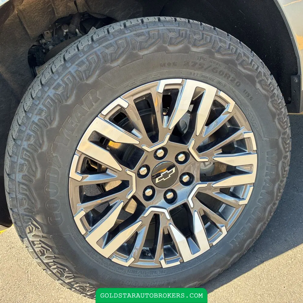 2025 Chevrolet Suburban Z71