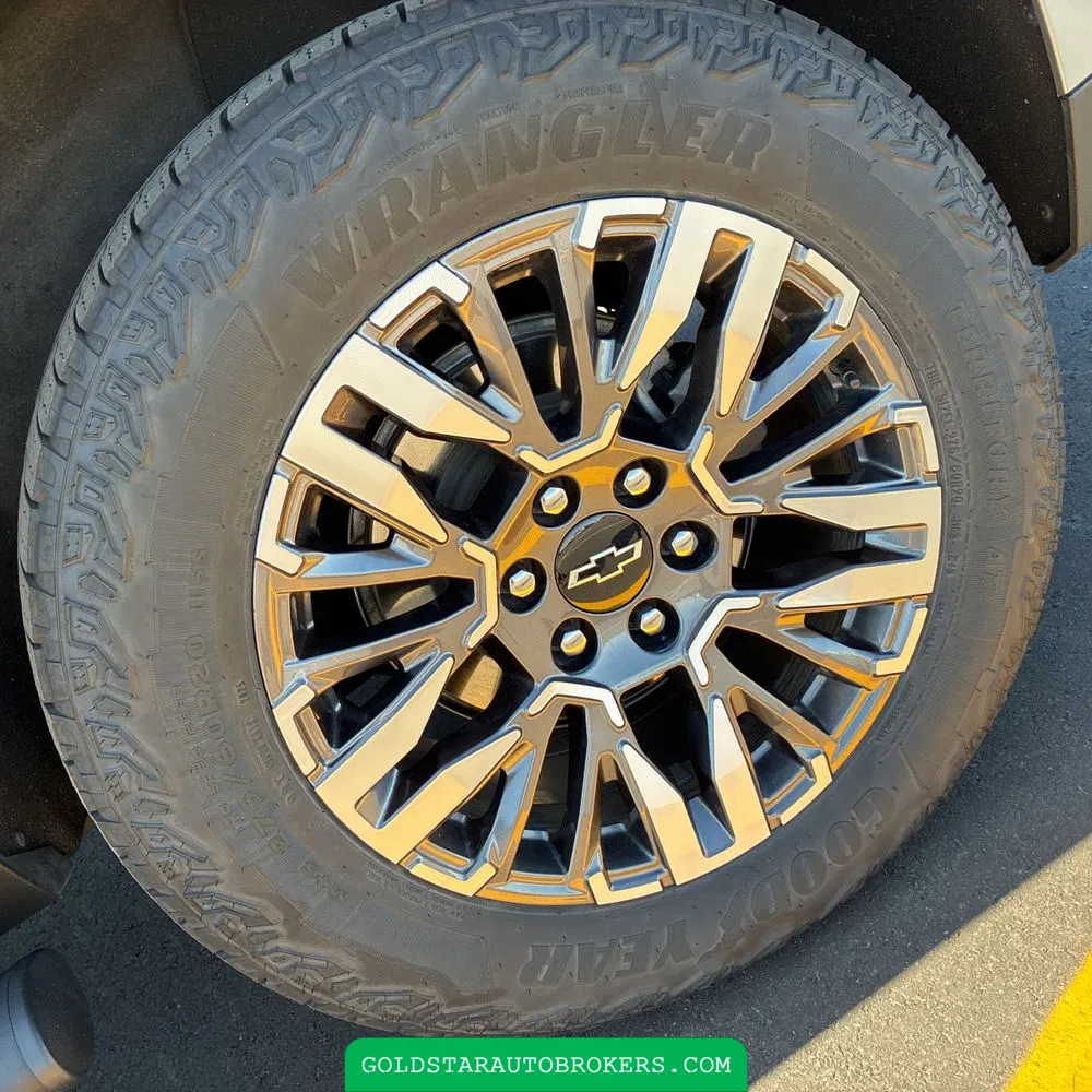 2025 Chevrolet Suburban Z71