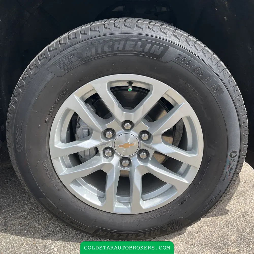 2024 Chevrolet Suburban LT