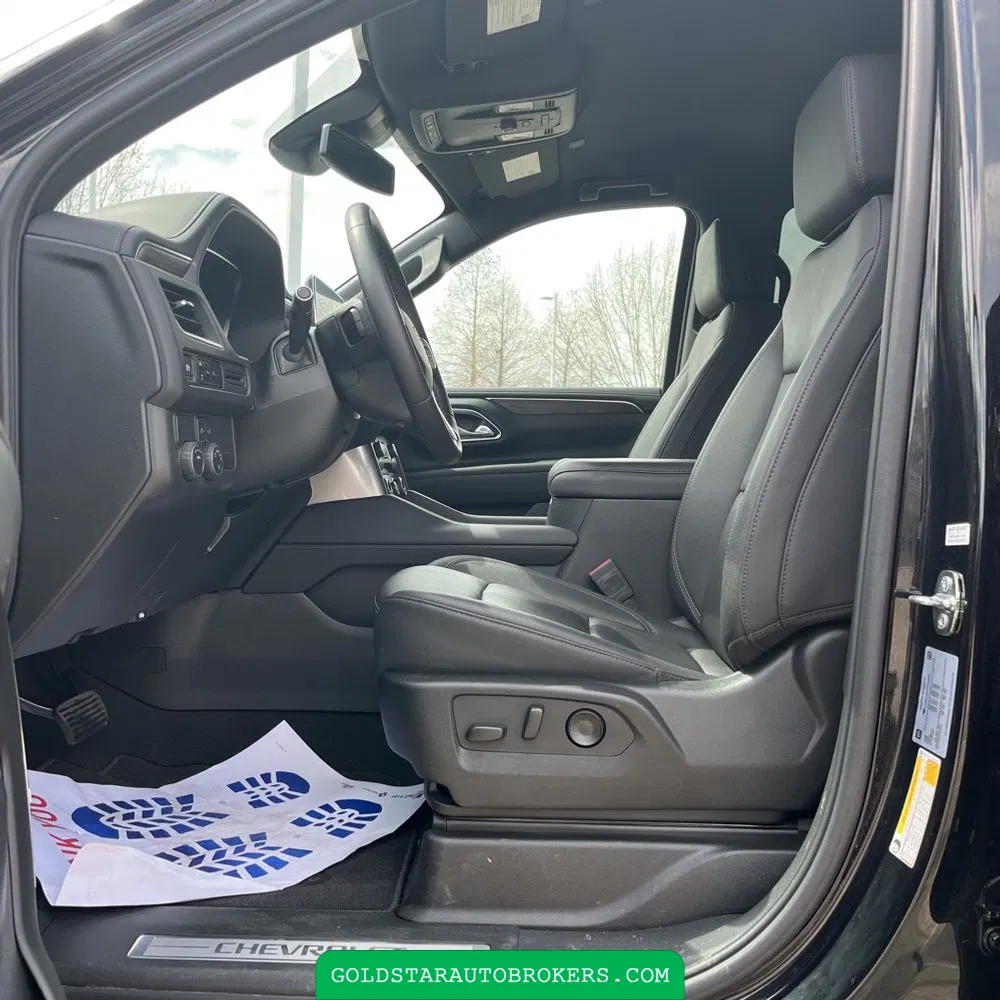 2024 Chevrolet Suburban LT