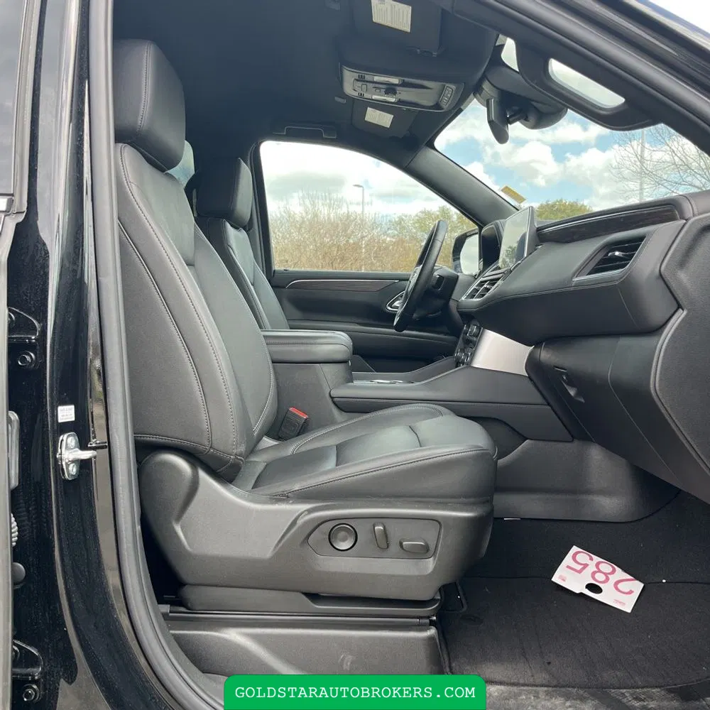 2024 Chevrolet Suburban LT