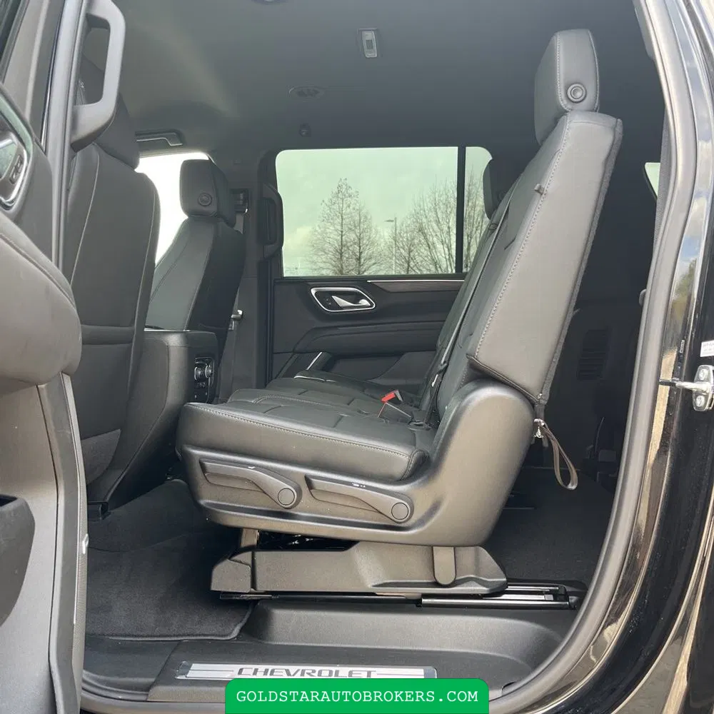 2024 Chevrolet Suburban LT