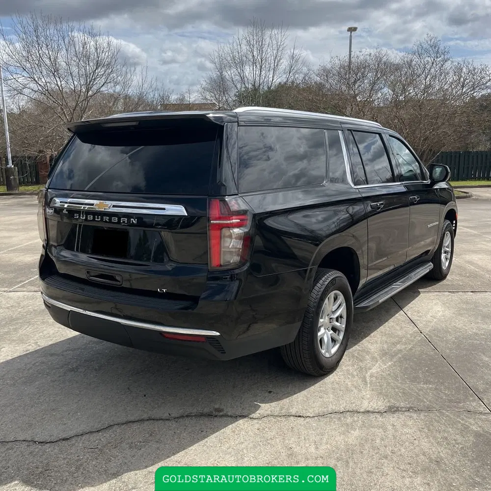 2024 Chevrolet Suburban LT