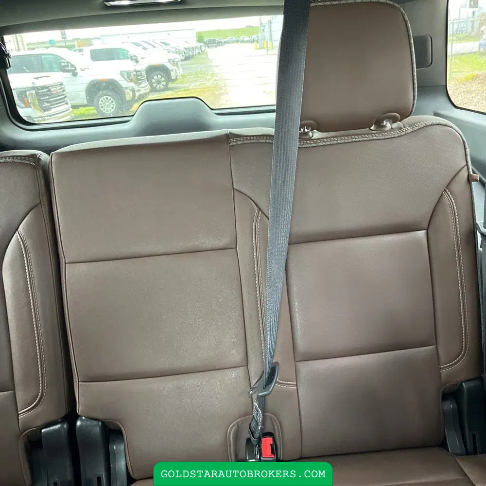 2023 Chevrolet Suburban High Country