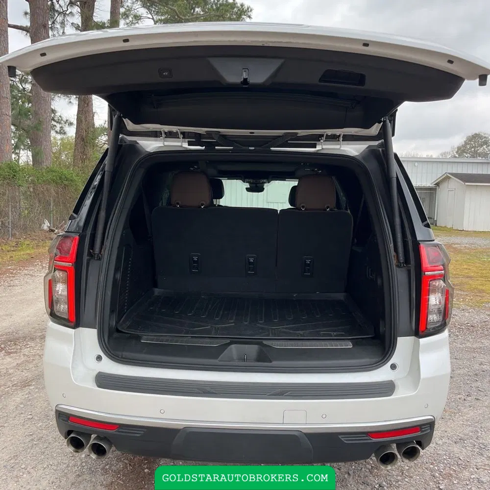 2023 Chevrolet Suburban High Country