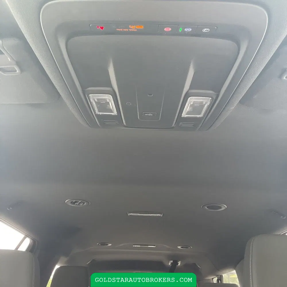 2024 Chevrolet Suburban LS