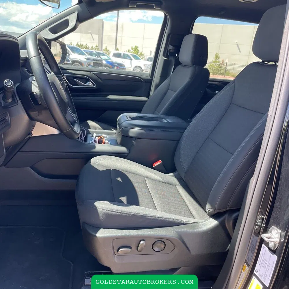 2024 Chevrolet Suburban LS