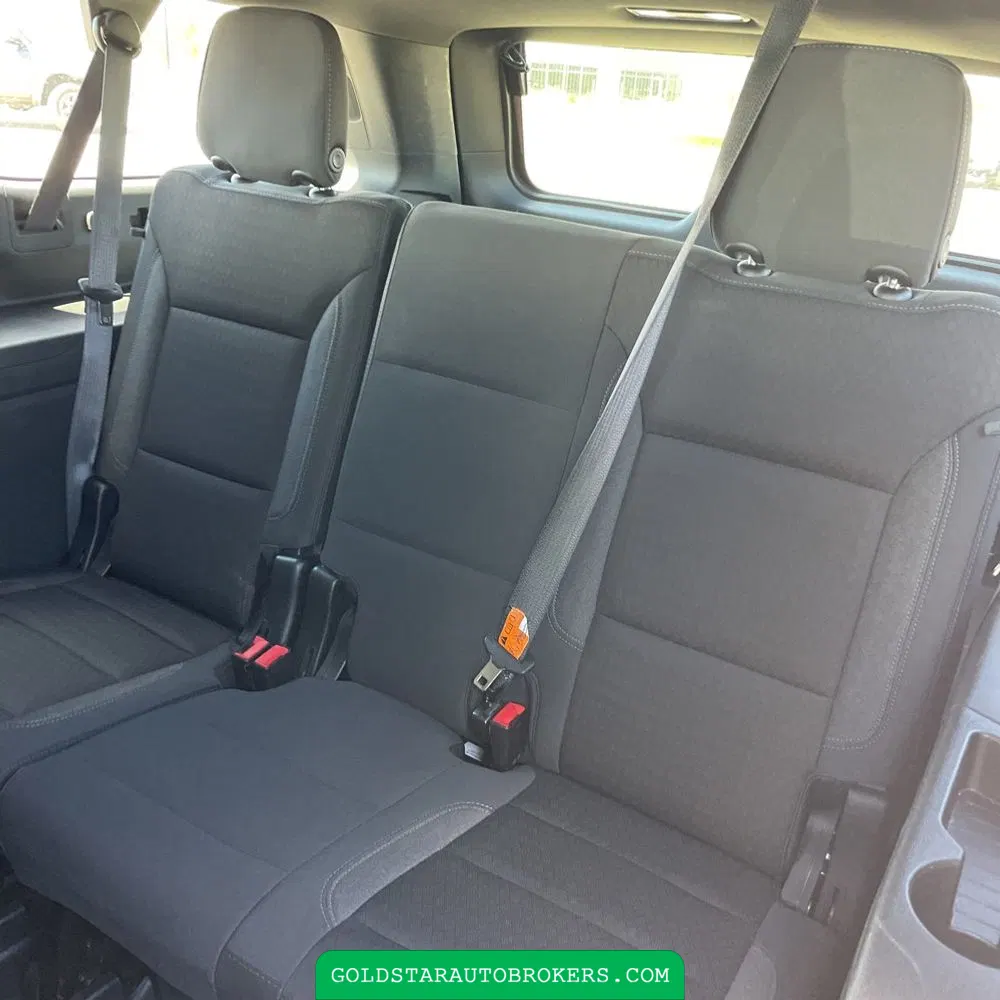 2024 Chevrolet Suburban LS