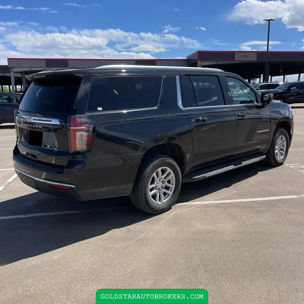 2024 Chevrolet Suburban LS