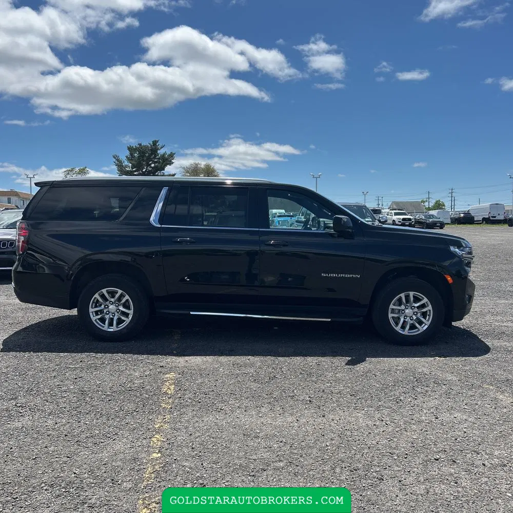 2024 Chevrolet Suburban LT