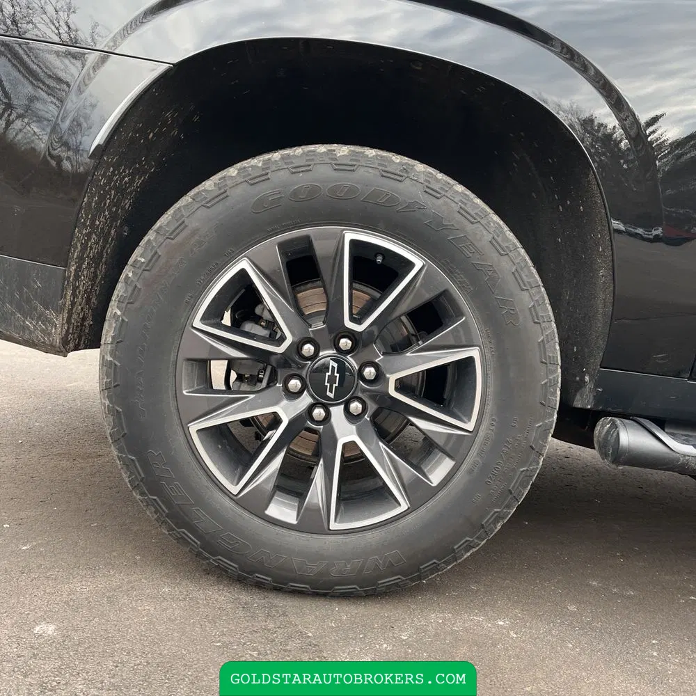 2023 Chevrolet Suburban Z71